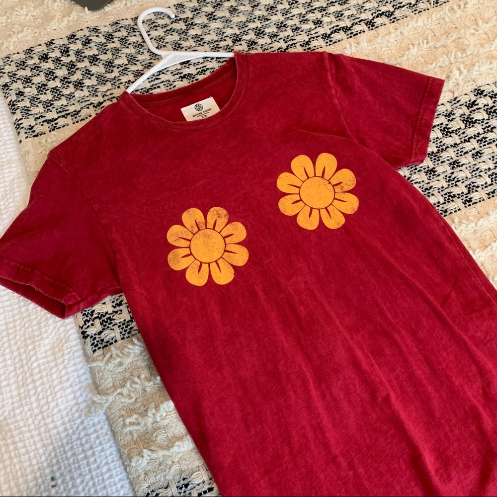 Revice Demim burn the bras tee